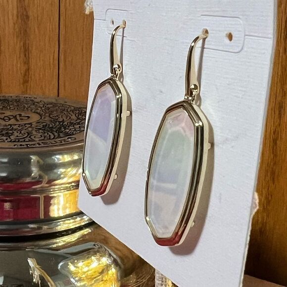 NWT Kendra Scott Gold Frame With Mother Of Pearl Stone Fishhook Earrings #KSER - Picture 5 of 7